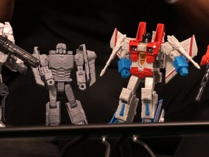 Transformers News: Hasbro unveils Earthrise Starscream, teases Scorponok and more during #NYCC Transformers live stream #NYCC2019