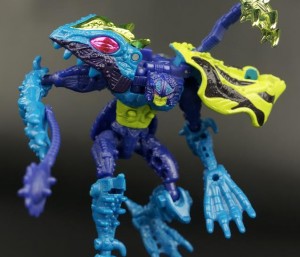 Transformers News: New Galleries: Beast Wars Transmetals 2 Spittor, Nightglider, and Stinkbomb