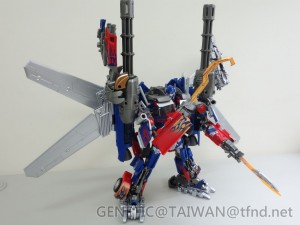 Transformers News: Takara Tomy Asia Premium Series Ultimate Optimus Prime APS-01U: In Hand