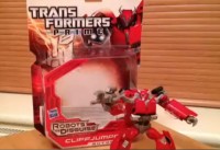 Transformers News: Transformers Prime "Robots in Disguise" Deluxe Cliffjumper Video Review