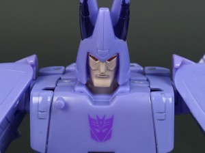 Transformers News: New Gallery: War for Cybertron Kingdom Voyager Class WFC-K9 Cyclonus
