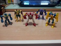 Transformers News: Additional In-Hand Images: Transformers Prime Beast Hunters Cyberverse Terrorcons