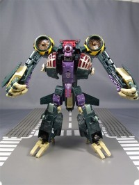 Transformers News: Toy Images of Transformers United UN-14 Lugnut