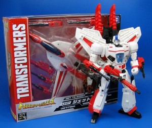 Transformers News: TF Yuki Tweets Legends Jetfire In Package And In Hand Images