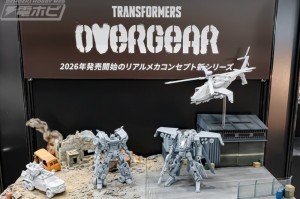 Takara Tomy Displays Evangelion Crossover, Overgear Line, MPG, ML, MPMN and Others at Model Show