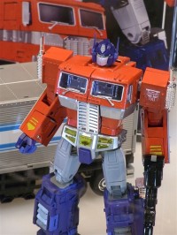 Transformers News: More Images From International Tokyo Toy Show 2011 - MP10, Chronicle 2 Pack, Devastator & Many More
