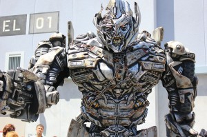 Transformers News: Transformers Studio Series SS-48 Universal Studios Exclusive Megatron Review