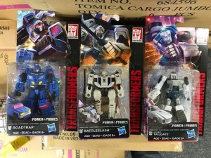 Transformers News: Transformers Power of the Primes Tailgate, Roadtrap, and Battleslash (Battletrap) Leaked