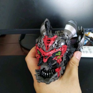 Transformers News: In Hand Images Of Studio Series Shockwave and Mixmaster (Including Head Mode!)