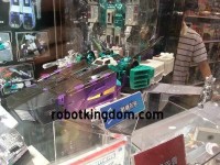 Transformers News: New Images: Asian Exclusive Reissue G1 Sixshot