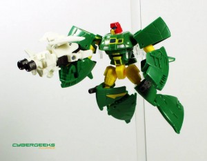 Transformers News: In-Hand Images: Transformers Generations Legends Cosmos and Payload