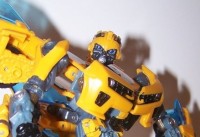 Transformers News: Hunt for the Decepticons Deluxe Battle Blade Bumblebee Review and Gallery
