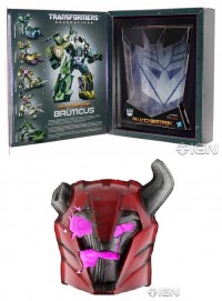 Transformers News: Official Images of SDCC Exclusives Transformers Prime "Rust in Peace" Cliffumper and Transformers: Fall of Cybertron Bruticus Giftset