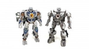 Transformers News: In Hand Images of Transformers Studio Series Galvatron and Arcee