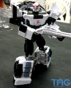 Transformers News: In-Hand Images - Transformers Generations Combiner Wars Wave 4: Optimus Maximus