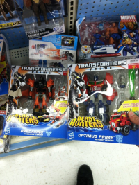 Transformers News: Transformers Prime "Beast Hunters" Voyager Wave 1 Sighted at Retail