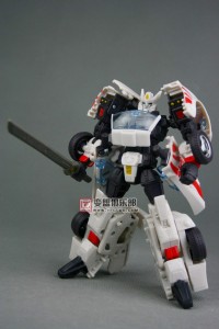 Transformers News: New Images of Generations Deluxe Drift