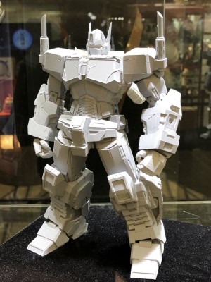 Transformers News: Images of Flame Toys IDW Non-Transforming Optimus Prime Prototype