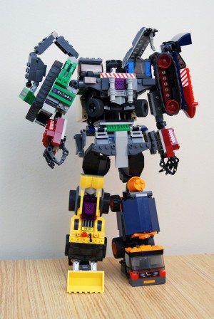 Transformers News: Creative Roundup, January 12, 2014