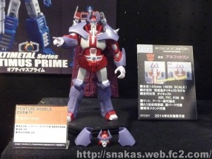 Transformers News: Additional Images from Wonderfest
