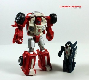Transformers News: In-Hand Images: Transformers Generations Legends Swerve with Flanker