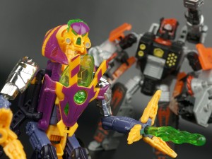 Transformers News: New Galleries: Beast Machines Tankor and Thrust