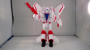 Transformers News: Cyber Series Battalion Jetfire Review