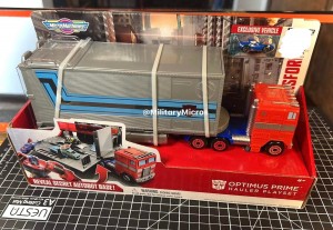 Transformers News: New Images of Micro Machines Optimus Prime Playset