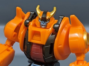 Transformers News: Video Review for Transformers Earthspark Jawbreaker