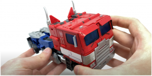 Transformers News: MPM-12 Bumblebee Movie Optimus Prime Video Review