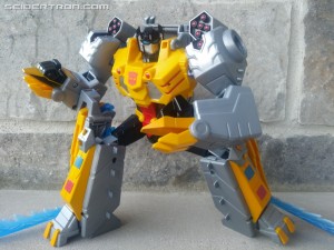 Transformers News: My Pick for the Best Toy to give a Younger Transformers Fan this Christmas