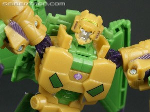 Transformers News: New Gallery: Club Subscription Service 3.0 Serpent O.R.