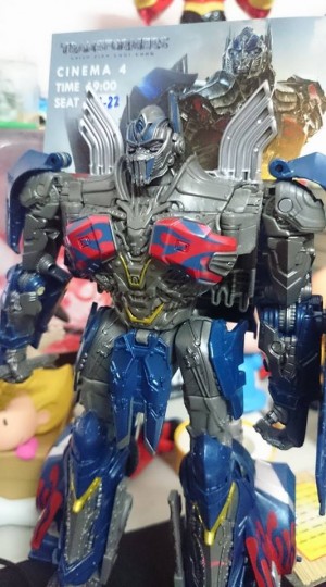 Transformers News: In-Hand Images of Takara Tomy Transformers TLK-EX Dark Optimus
