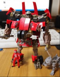 Transformers News: Toy Images of Human Alliance Leadfoot With Steeljaw