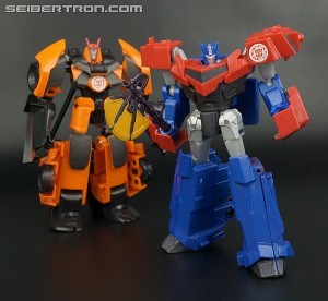 Transformers News: Transformers Robots in Disguise (2015) Optimus Prime & Drift Spotted in Canada