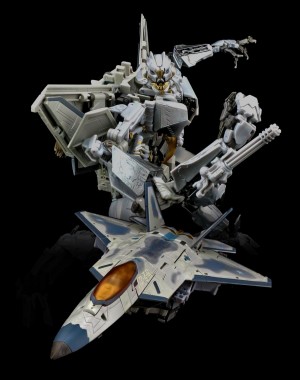 Transformers News: UK Preorders Up For Transformers Movie Masterpiece MPM-10 Starscream