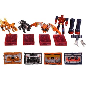 Transformers News: Masterpiece 15 / 16E Cassettebot VS Cassettetron Video Review