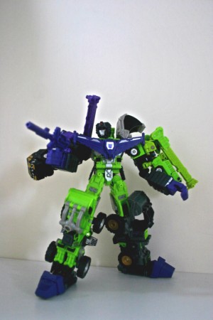 Transformers News: Creative Roundup, April 6, 2014