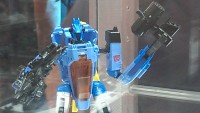 Transformers News: SDCC 2013 Coverage: Transformers Generations Voyager Whirl and Deluxe Dreadwing