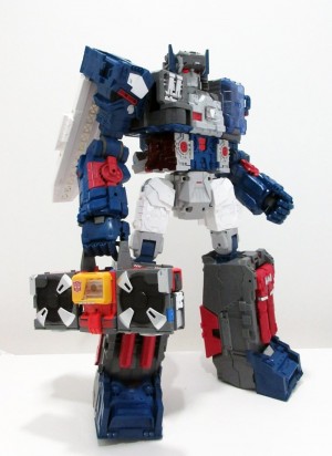 Transformers News: Takara Tomy Transformers Legends LG27 Blaster and LG31 Fortress Maximus