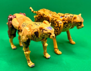 Transformers News: New Rise of the Beasts Cheetor Toy Seems to use Design Cues from the Kingdom Mold