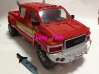 Transformers News: In-Hand Images: Transformers Generations GDO Leader Ironhide and Starscream