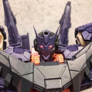 Transformers News: Production Prototype Images of Flame Toys IDW Transformers Tarn