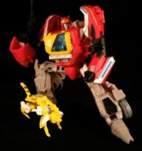Transformers News: Transformers Generations: Fall of Cybertron Voyager Class Blaster with Steeljaw Video Review