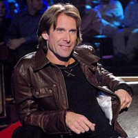 Transformers News: A "Thank You" Note from Michael Bay and Accolades Trailer