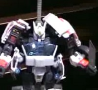 Transformers News: Toy Fair 2010:  Transformers Deluxe Class Figures UPDATE