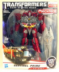 Transformers News: In Package Images of DOTM Leader Class Sentinel Prime & Bumblebee