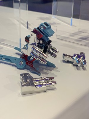 Transformers News: Images of Gurafi and Noizu Dino Cassette Pack Reissue from #SDCC2019