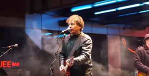 Transformers News: #BotCon2016 Stan Bush and Vince Dicola perform "Dare" and "The Touch" in Concert