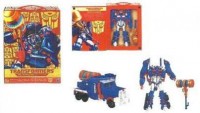Transformers News: Platinum Ultra Magnus In Box Photo (Blurry)